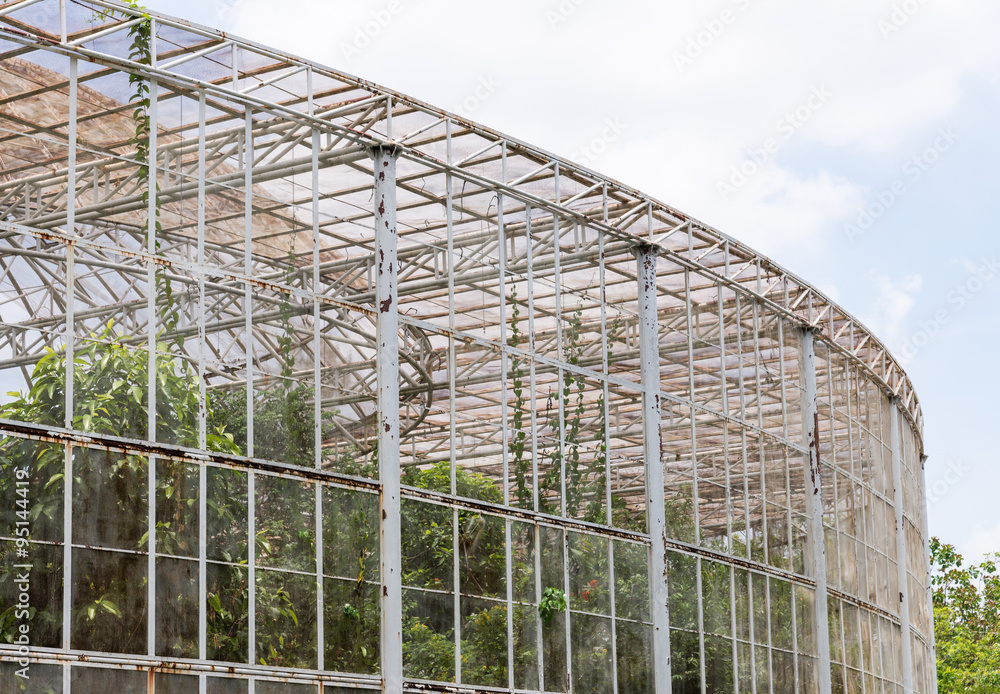 Fototapeta premium Old large steel building