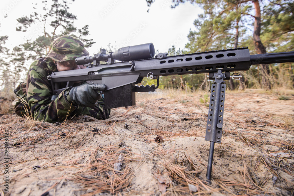 camouflaged sniper rifle with optic sight Stock Photo - Alamy