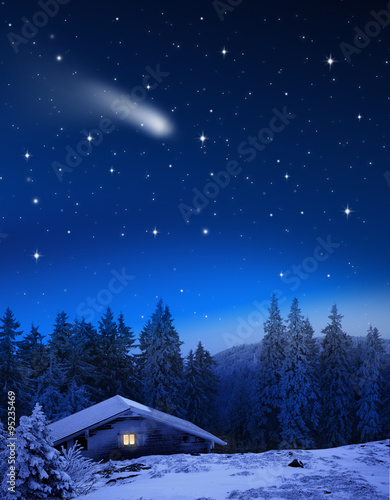 Weihnachtshütte mit Sternschnuppe