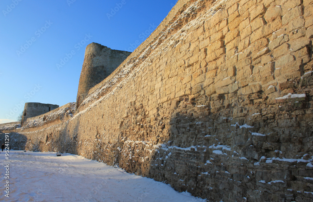 Изборская крепость в Псковской области