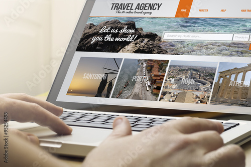 Foto home computing travel agency