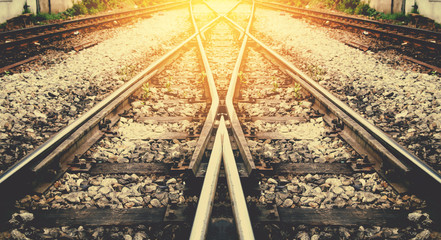 Fotobehang Trein Spoorrails met zonlicht in vintage stijl  © slonme