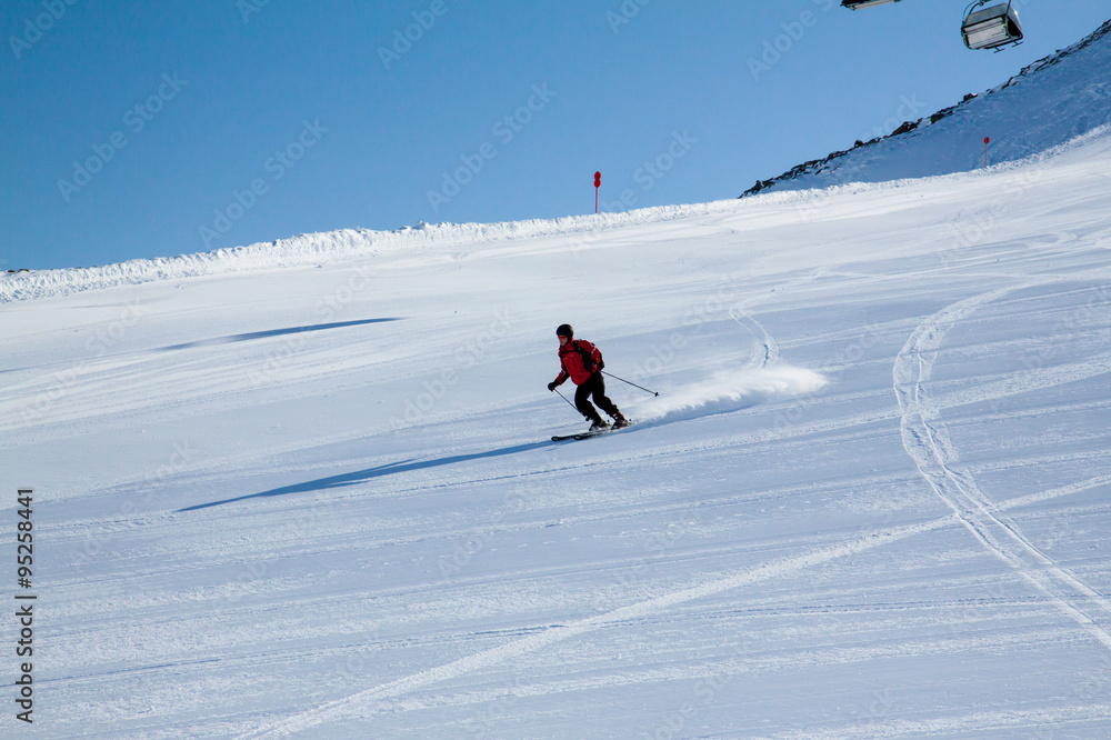 skier, extreme winter sport