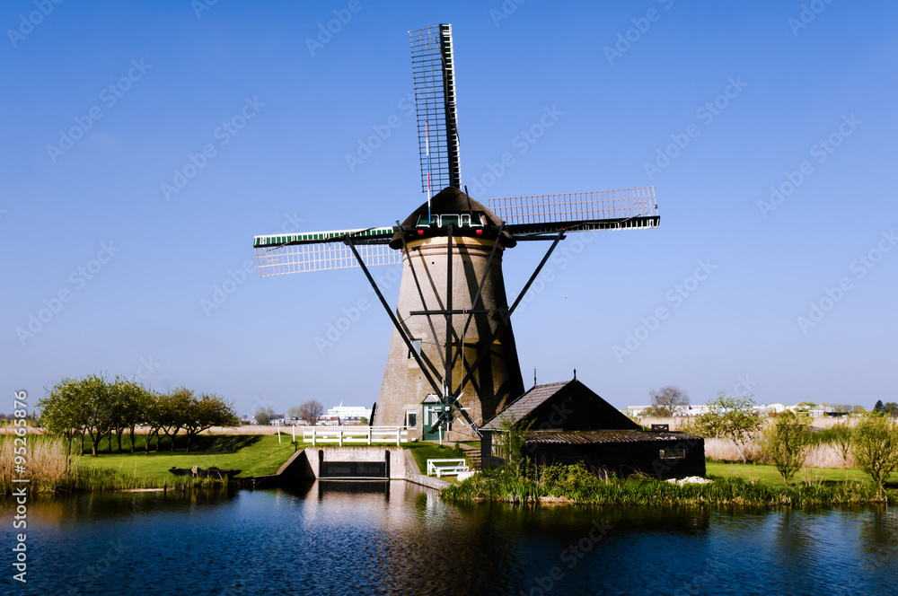 Obraz premium Windmill - Kinderdijk - Netherlands