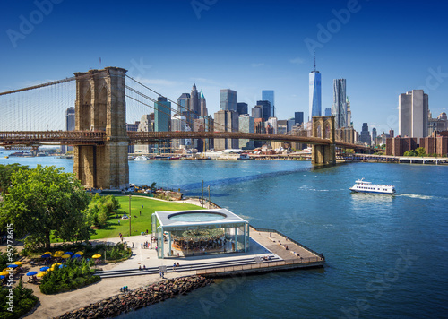 Fotografering Brooklyn Bridge in New York City - aerial view