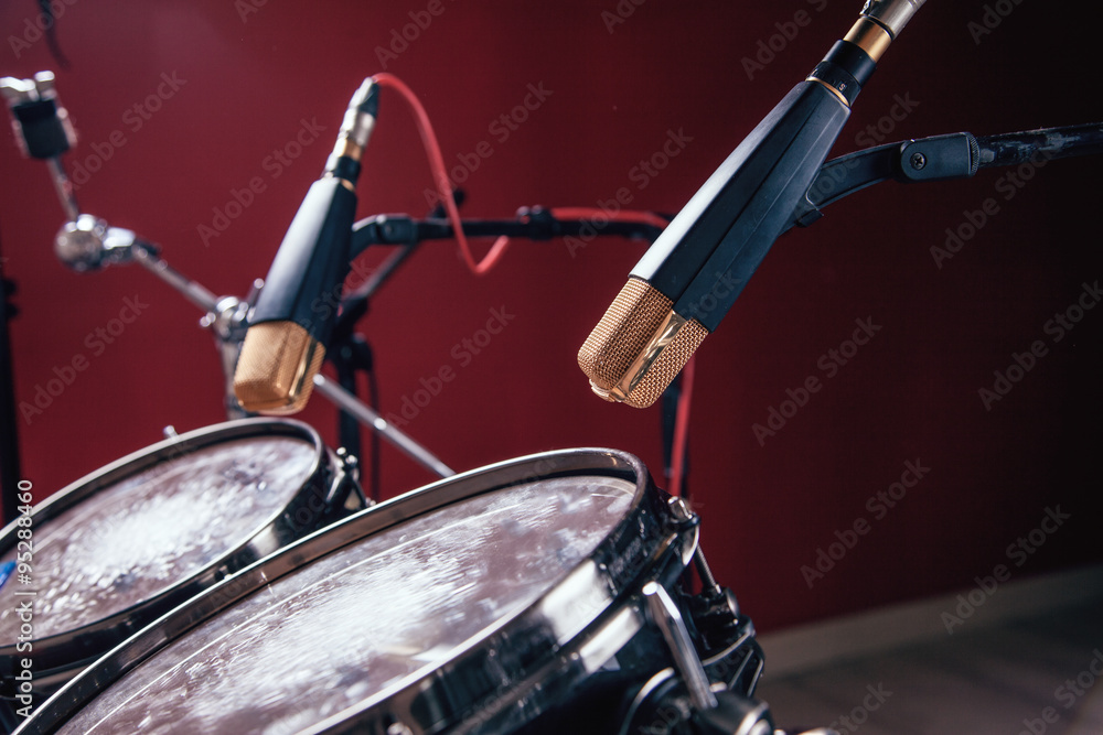 Fototapeta premium Studio microphone and drums.