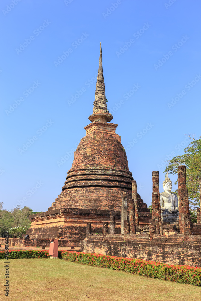 Pagoda at Wat Sa Si, Shukhothai Historical Park, Thailand