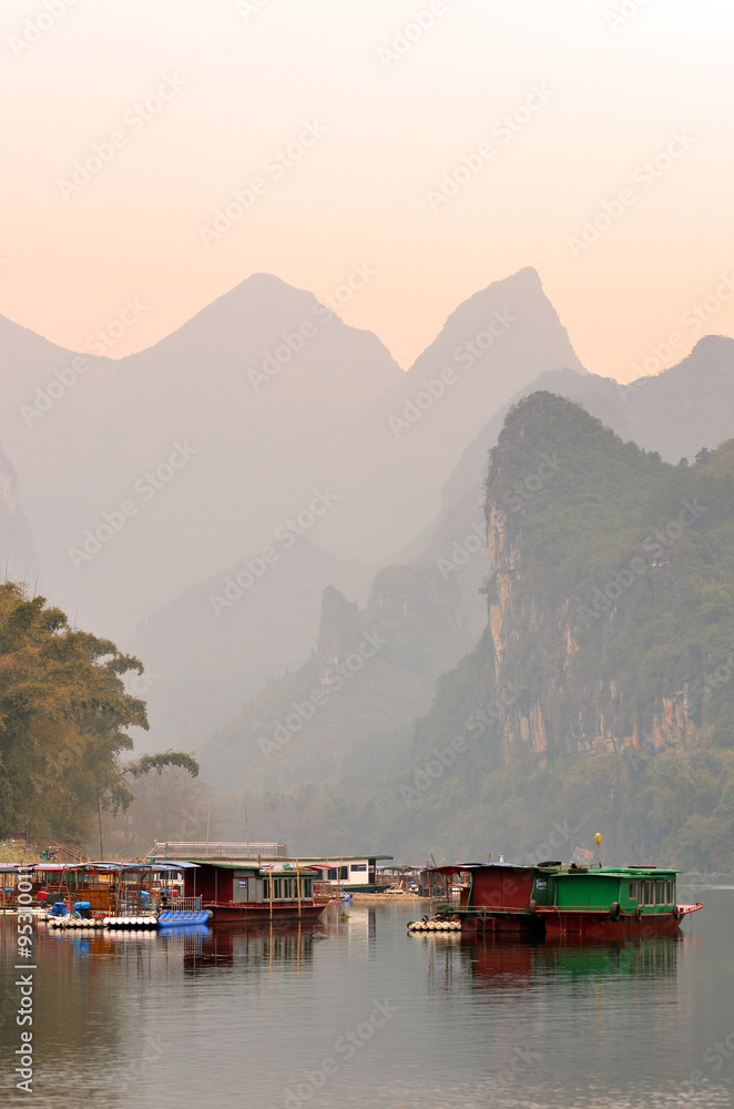 Obraz premium Landscape in Yangshuo Guilin, China ..
