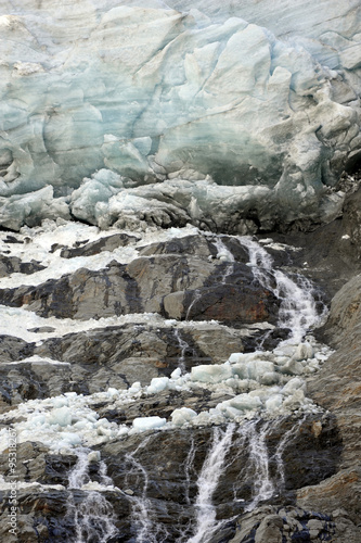 LE GLACIER DES BOSSONS