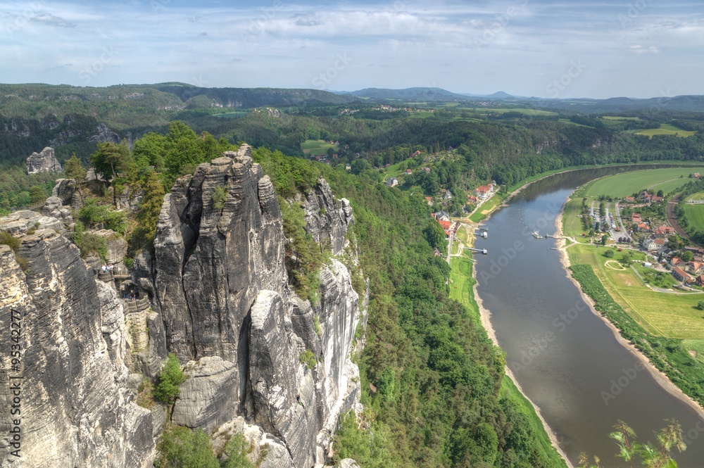 Elbsandsteingebirge - Blick von der Bastei Elbsandsteingebirge - Blick von der Bastei