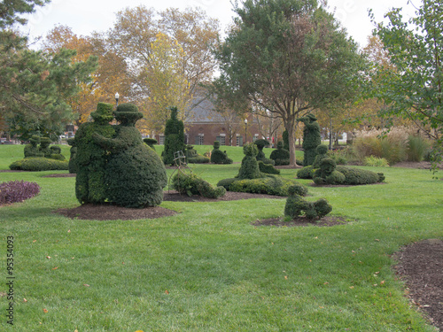 Schilderij op canvas Multiple Topiary Figurines