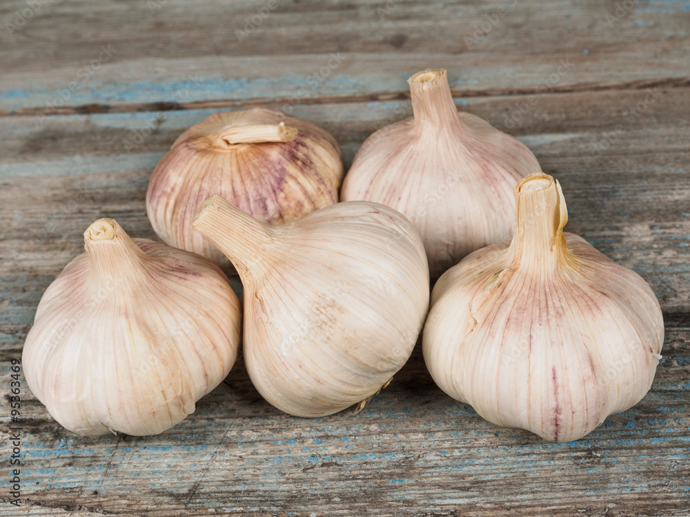 Five Garlic Bulbs Five Garlic Bulbs