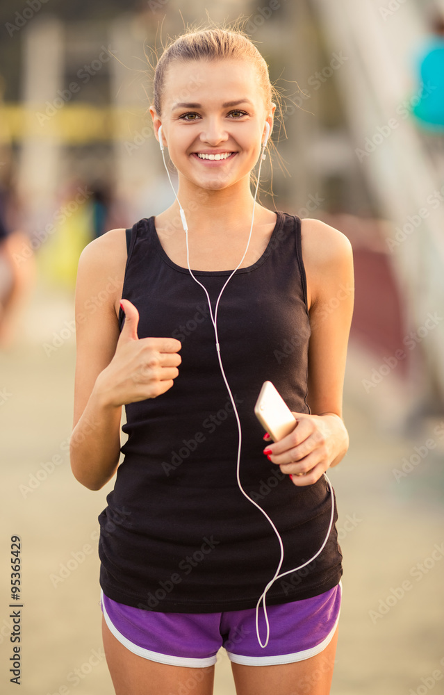 Fototapeta premium Girl Running town