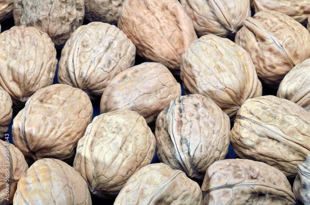 walnuts walnuts