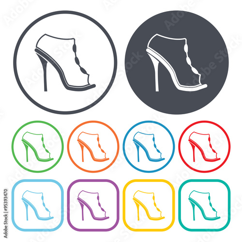 Vector illustration of  shoes icon