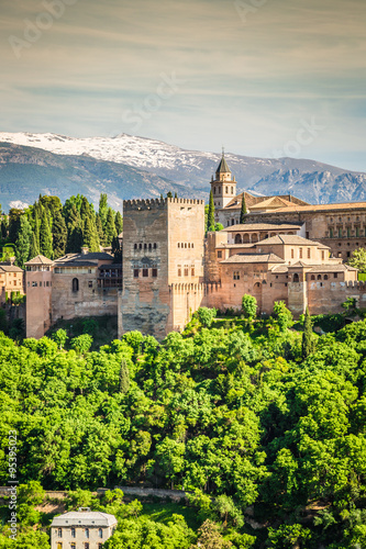 Obraz na płótnie ancient arabic fortress of Alhambra, Granada, Spain w salonie
