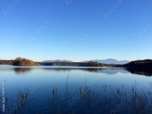 Ostersee vor Karwendelgebirge