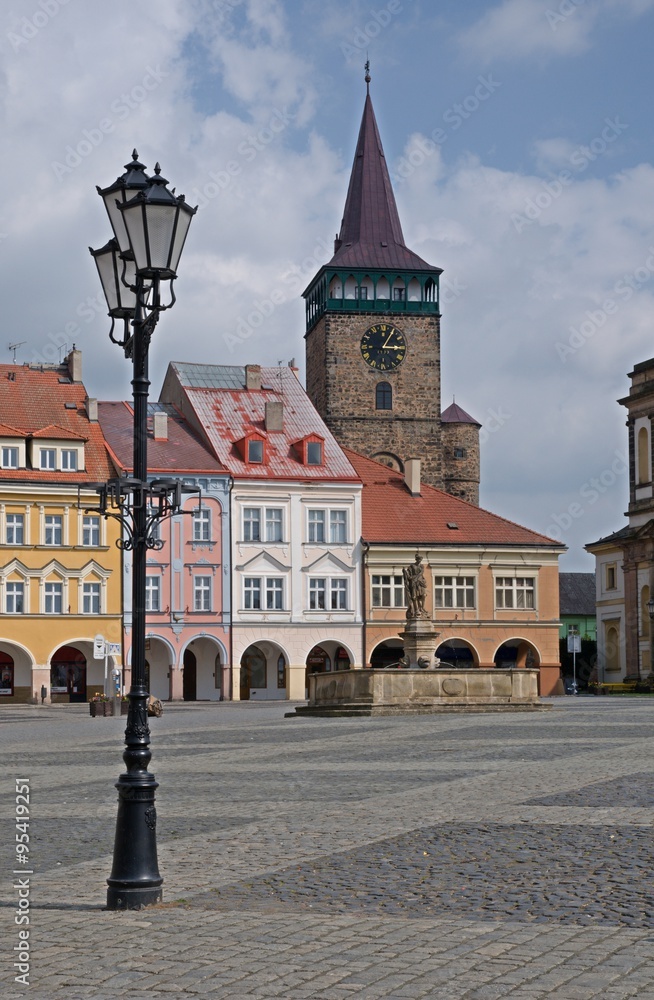Obraz premium Square with historic houses and Valdicka gate in Jicin, Cesky Raj, Czech republic