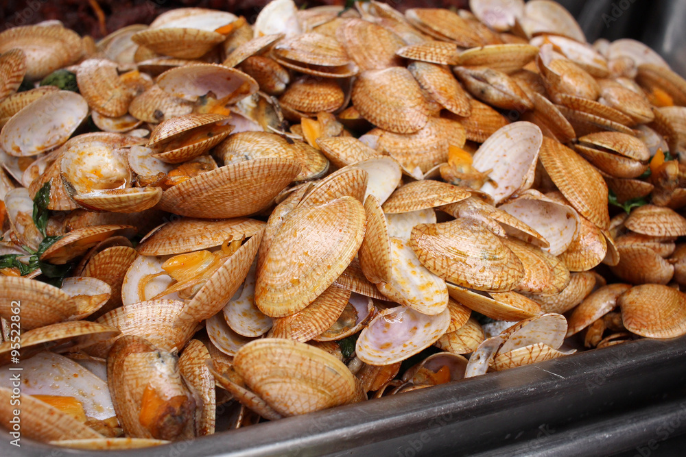 Fried shell in curry sauce - Surf clam Fried shell in curry sauce - Surf clam