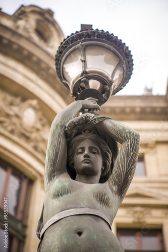 Fotografiet statue at Palais Garnier, Paris