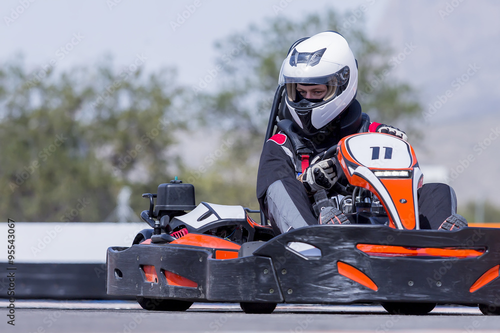 go-kart pilot racing go-kart pilot racing
