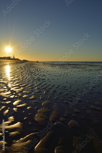 Puesta de sol en islantilla photo