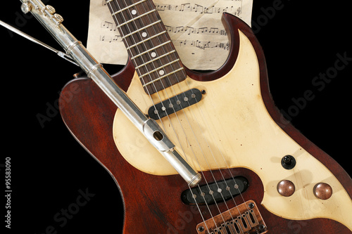 Flute, electric guitar and ...