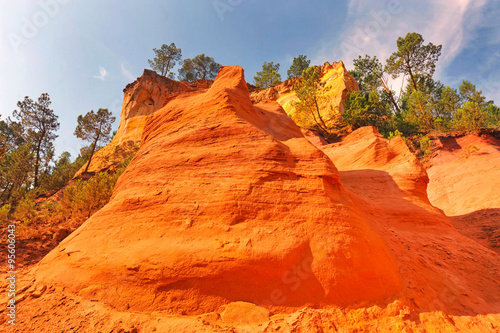 Obraz na płótnie Roussillon, cave di ocra