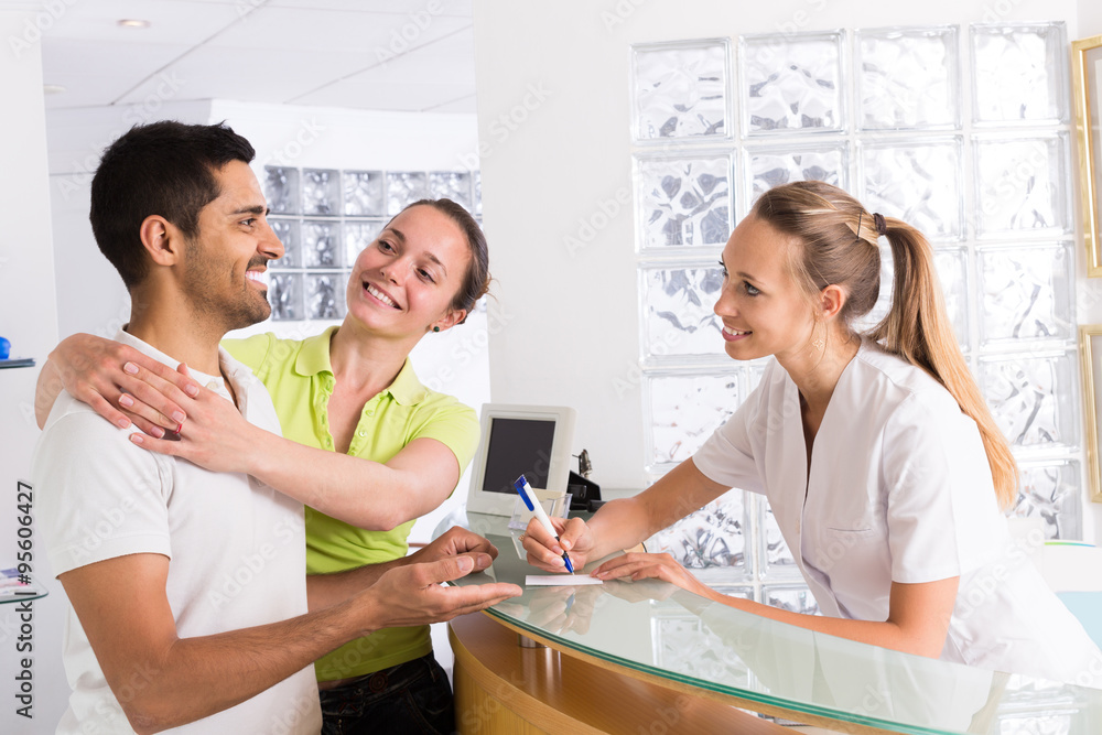 Fototapeta premium couple patients visiting clinic
