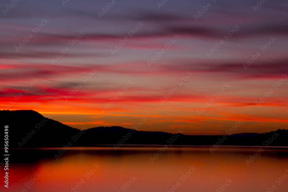Rote Stunde am Bodensee - Sonnenuntergang (Langzeitbelichtet)