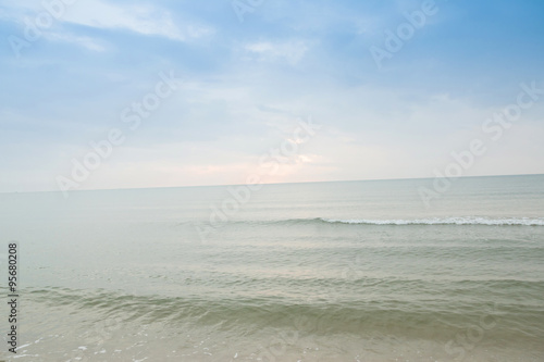 Fototapeta Naklejka Na Ścianę i Meble -  Beautiful white sand beach
