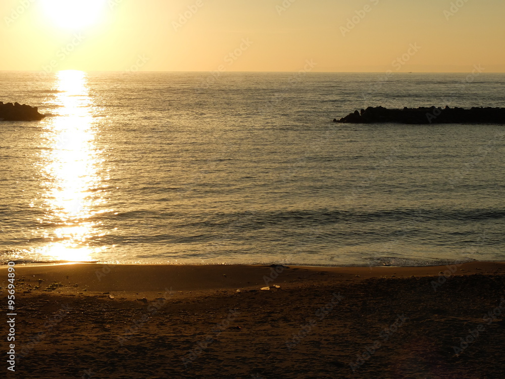 日本海に沈む夕陽