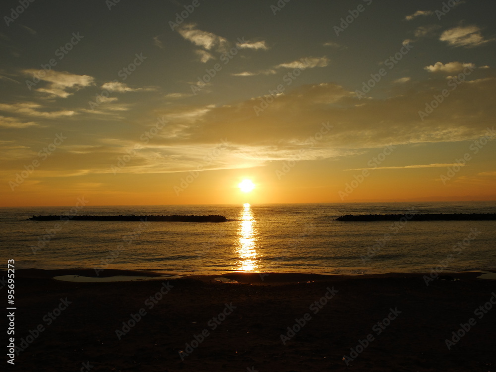 日本海に沈む夕陽