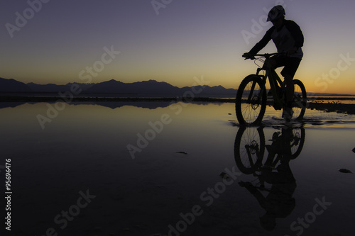Radfahrer am Chiemsee