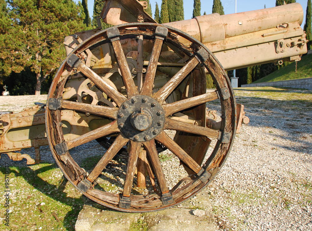 Wooden Cannon Wheel
