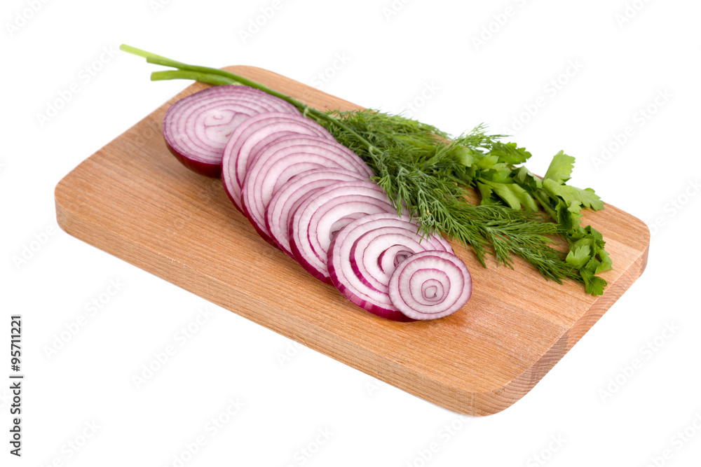 Fresh onion slices on a wooden board, isolated on white Fresh onion slices on a wooden board, isolated on white
