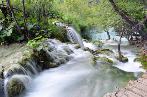 Cascade à Plitvice en Croatie photo