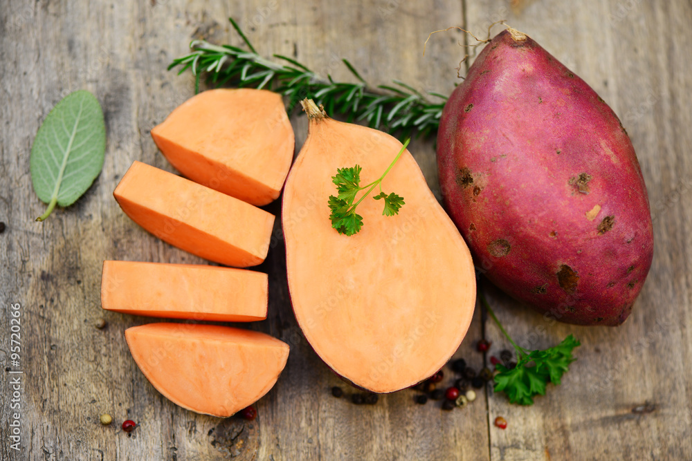 Knollen StockFoto Adobe Stock