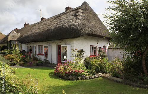 Houses with thatched roof of first half nineteenth century in Adare #95739015