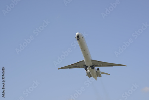 airpane taking off