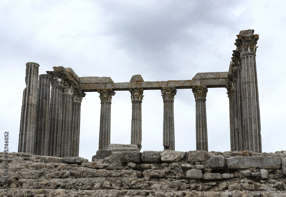 Fototapeta premium The Roman Temple of Evora