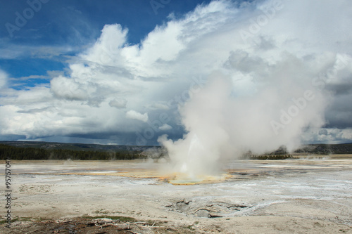 Steamboat geyser in Yellowstone National park