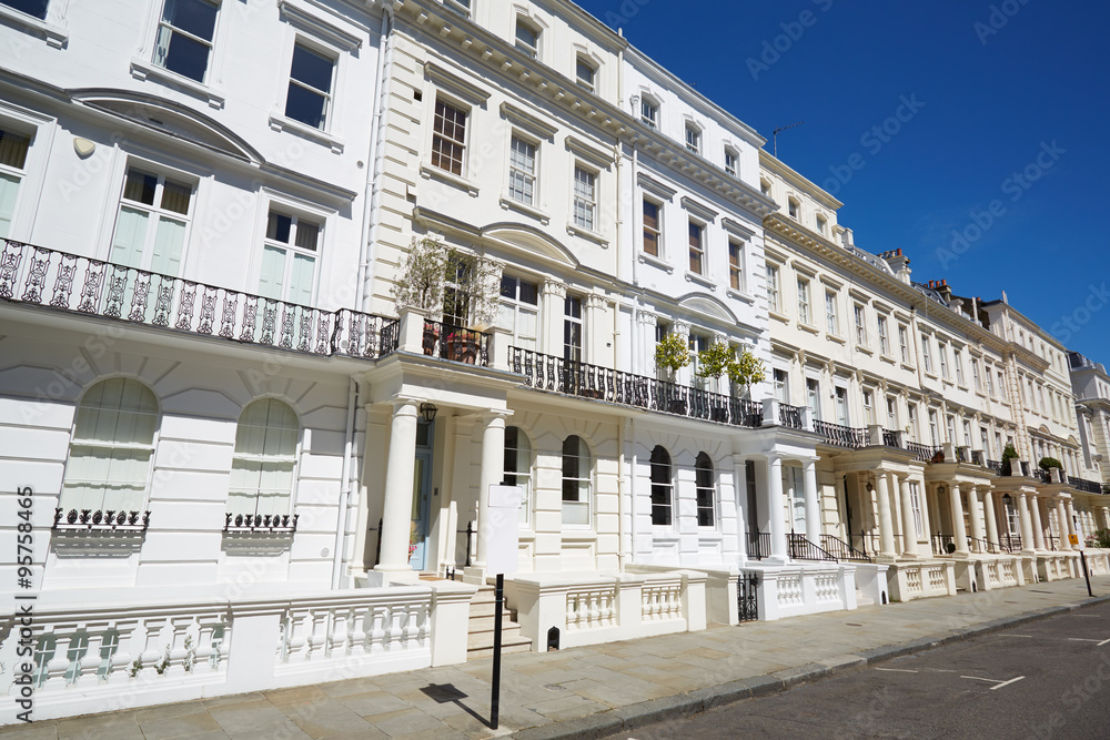 White luxury houses facades in London, Notting hill - obrazy, fototapety, plakaty 