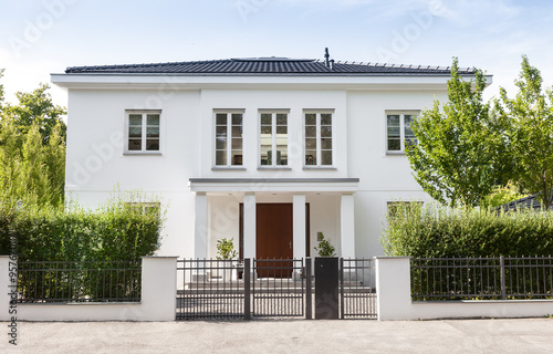 Einfamilienhaus in Deutschland photo