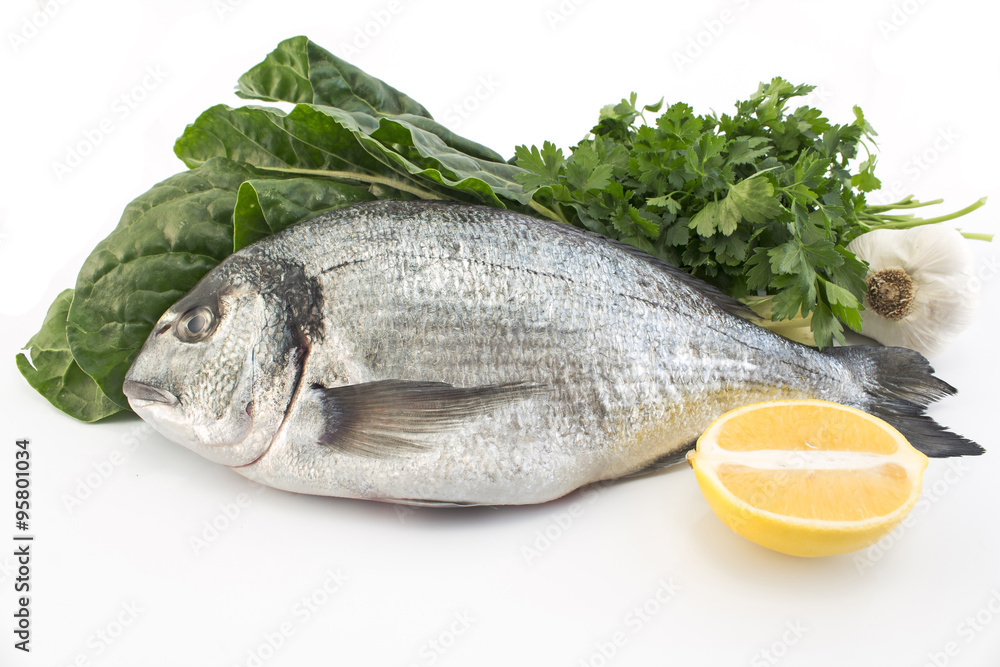 Fish dorade with swiss chard, parsley, garlic and lemon Fish dorade with swiss chard, parsley, garlic and lemon