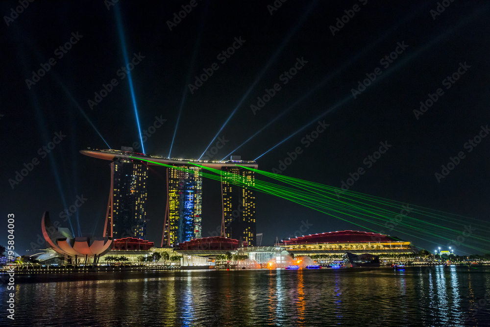 MARINA BAY SANDS, SINGAPORE NOVEMBER 05, 2015: Beautiful laser s MARINA BAY SANDS, SINGAPORE NOVEMBER 05, 2015: Beautiful laser s
