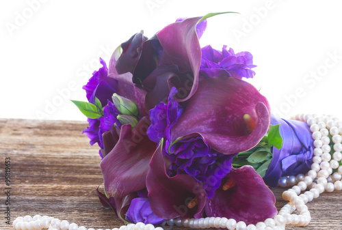 Calla lilly and eustoma flowers photo