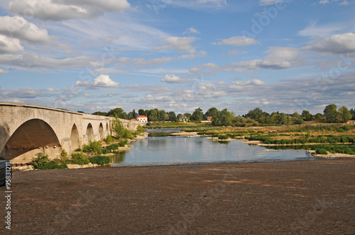 Beaugency, ponte sulla Loira - Loira, Francia