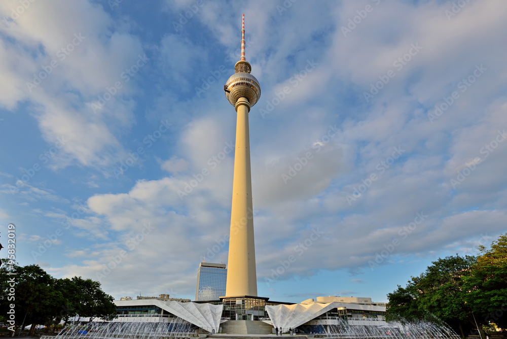 Obraz premium Berlin TV Tower