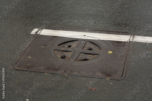 road markings on sewer manhole